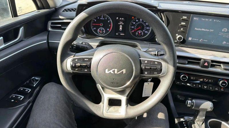 2022 Kia K5 LX
