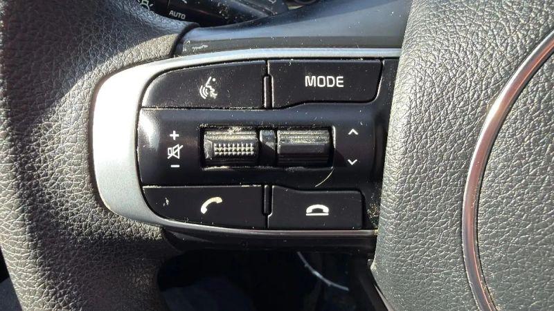 2022 Kia K5 LX