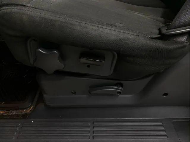 2002 Chevrolet Avalanche Base