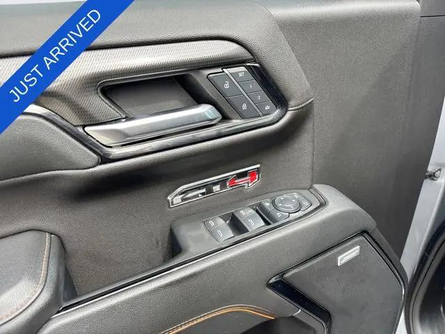 2024 GMC Sierra 1500 4WD Crew Cab Short Box AT4