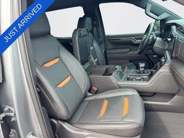 2024 GMC Sierra 1500 4WD Crew Cab Short Box AT4