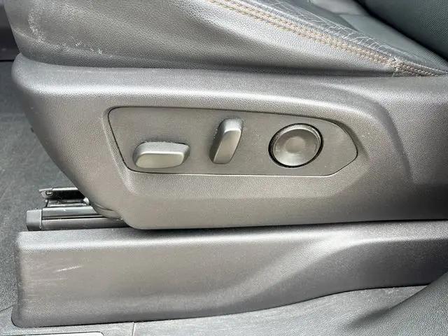 2024 GMC Sierra 1500 4WD Crew Cab Short Box AT4