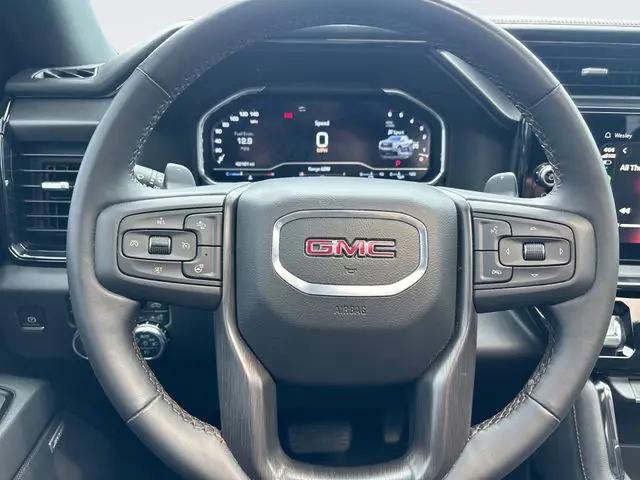 2024 GMC Sierra 1500 4WD Crew Cab Short Box AT4