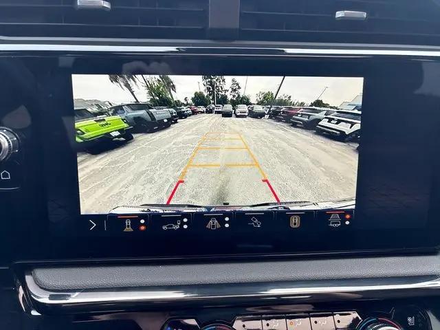 2024 GMC Sierra 1500 4WD Crew Cab Short Box AT4