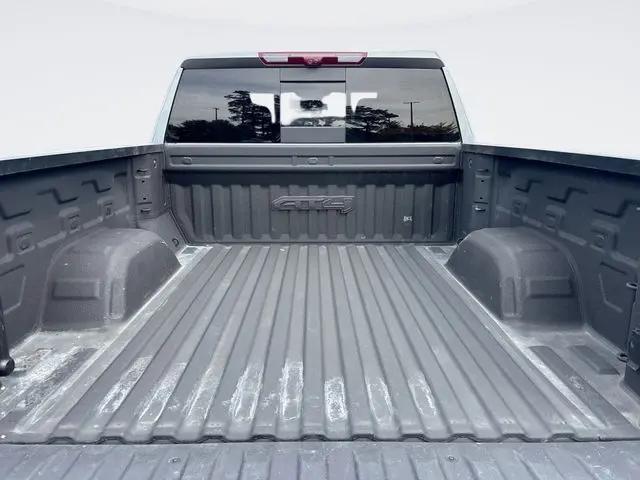 2024 GMC Sierra 1500 4WD Crew Cab Short Box AT4