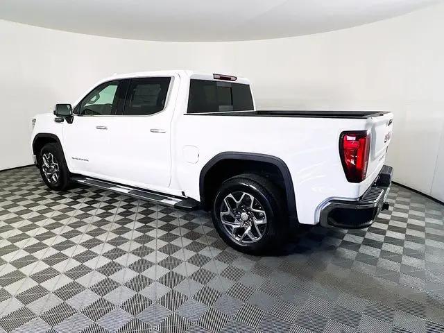 2026 GMC Sierra 1500 Crew Cab, Short Bed, SLT, RWD