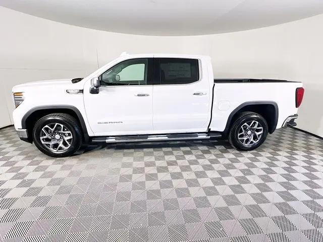 2026 GMC Sierra 1500 Crew Cab, Short Bed, SLT, RWD