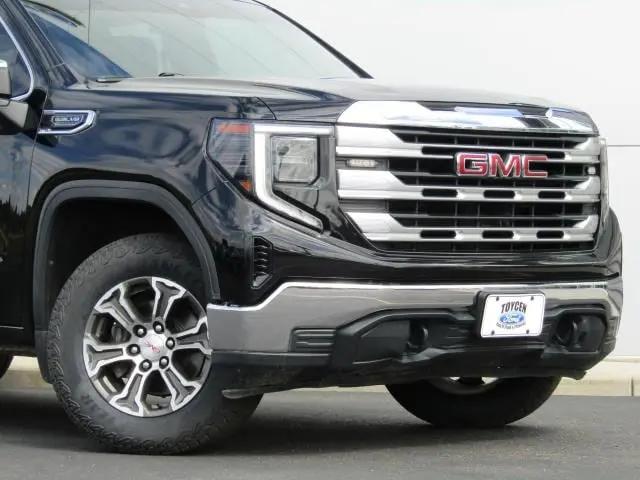2022 GMC Sierra 1500 4WD Double Cab Standard Box SLE