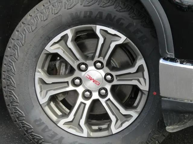 2022 GMC Sierra 1500 4WD Double Cab Standard Box SLE