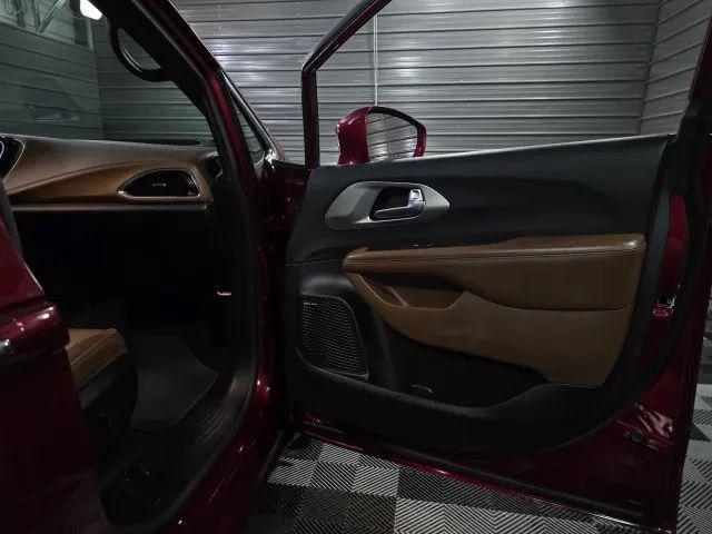 2021 Chrysler Pacifica Hybrid Limited