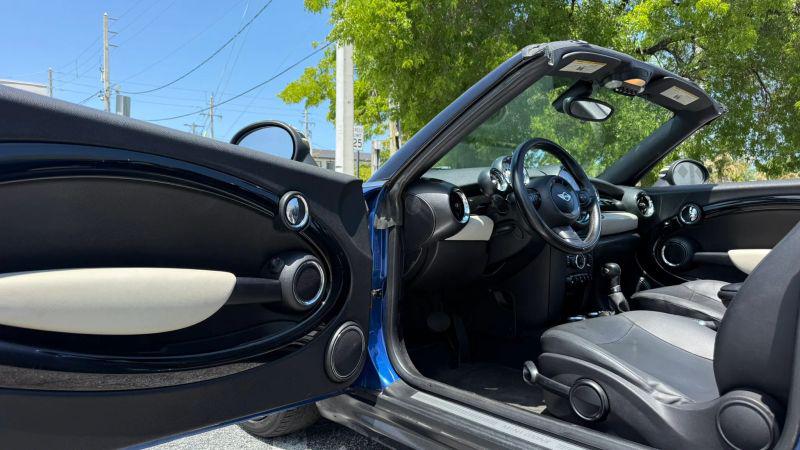 2012 MINI Cooper Cooper