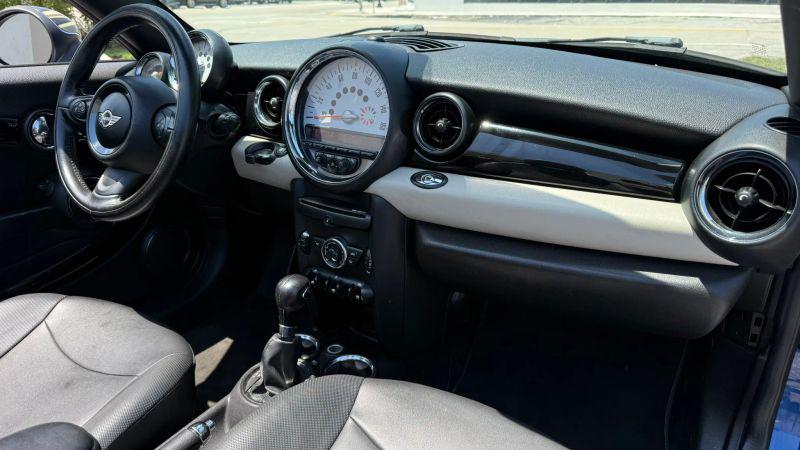 2012 MINI Cooper Cooper