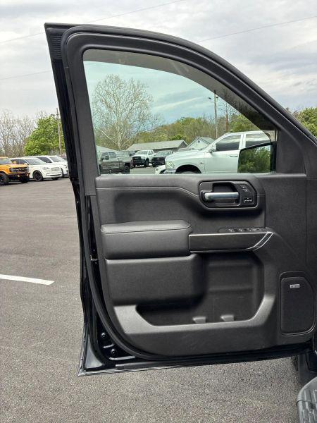 2021 GMC Sierra 1500 4WD Crew Cab Short Box AT4