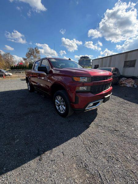 2021 Chevrolet Silverado 1500 4WD Crew Cab Short Bed Custom