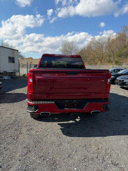 2021 Chevrolet Silverado 1500 4WD Crew Cab Short Bed Custom