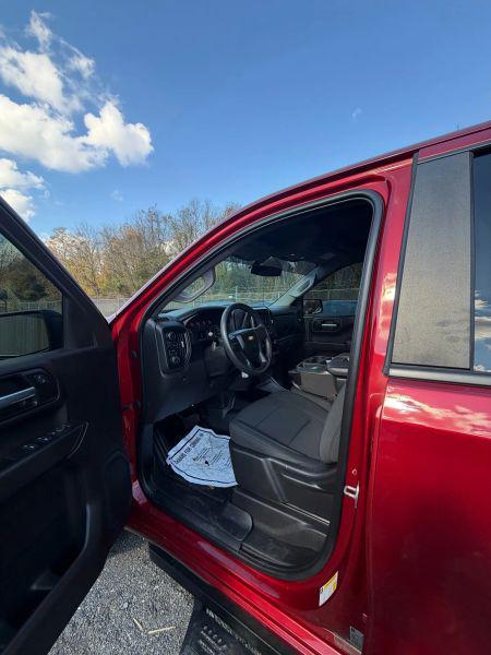 2021 Chevrolet Silverado 1500 4WD Crew Cab Short Bed Custom
