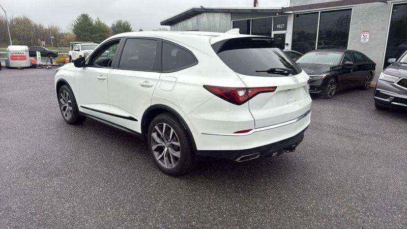 2022 Acura MDX Standard