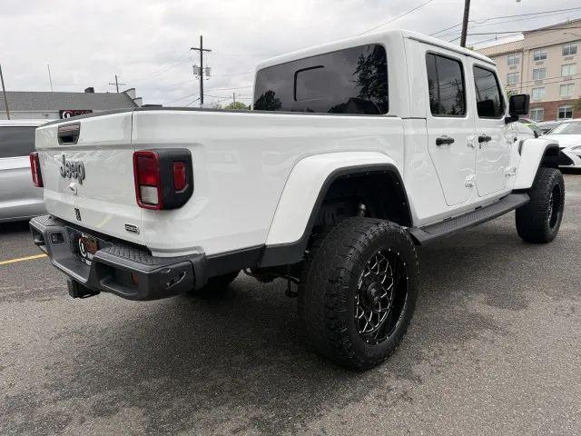 2022 Jeep Gladiator Overland