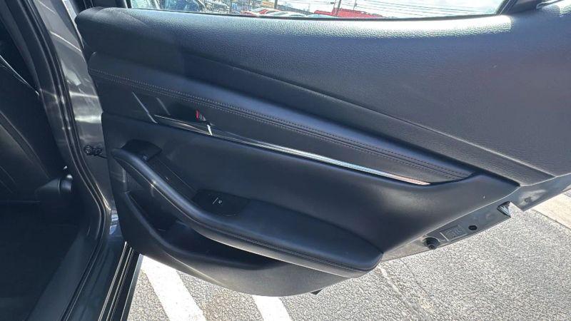 2019 Mazda Mazda3 Preferred Package