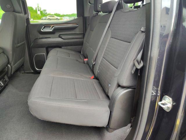 2023 Chevrolet Silverado 1500 4WD Crew Cab Short Bed LT with 2FL