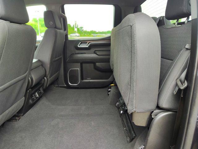 2023 Chevrolet Silverado 1500 4WD Crew Cab Short Bed LT with 2FL