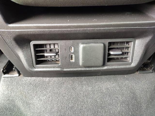 2023 Chevrolet Silverado 1500 4WD Crew Cab Short Bed LT with 2FL