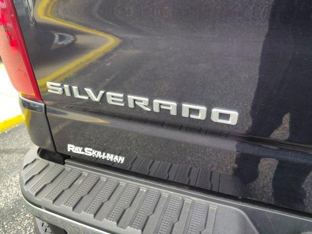 2023 Chevrolet Silverado 1500 4WD Crew Cab Short Bed LT with 2FL