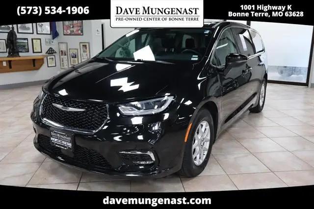 2023 Chrysler Pacifica Touring L for sale in Bonne Terre, MO