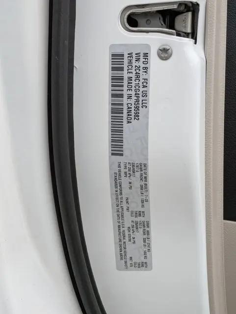 2023 Chrysler Voyager LX