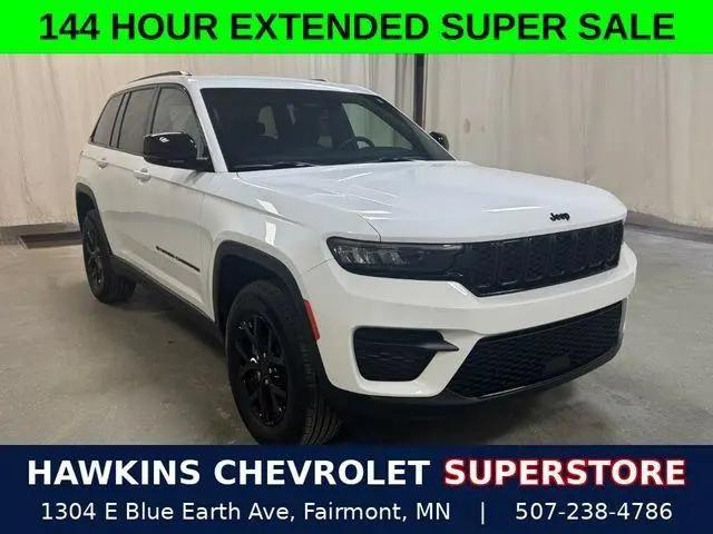 2025 Jeep Grand Cherokee Altitude 4x4 for sale in Fairmont, MN