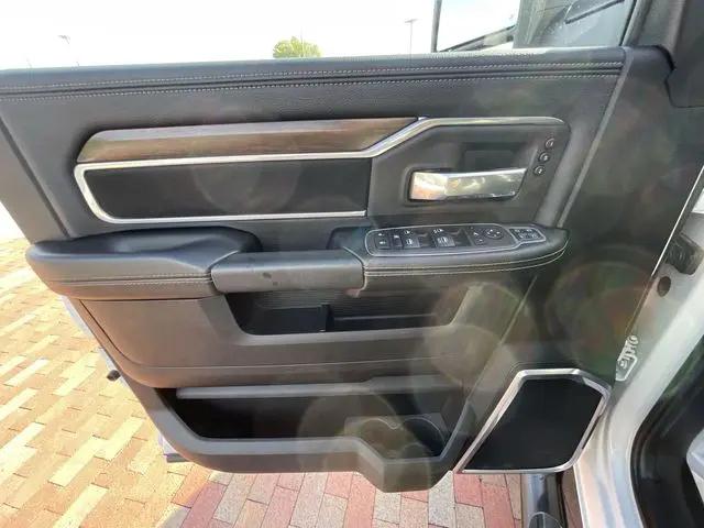 2024 Ram 2500 Laramie Crew Cab 4x4 6'4" Box
