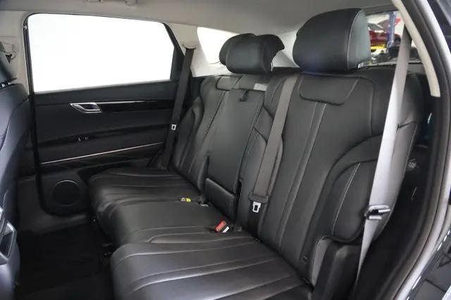 2026 Genesis GV80 2.5T AWD