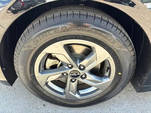 2023 Kia K5 LXS