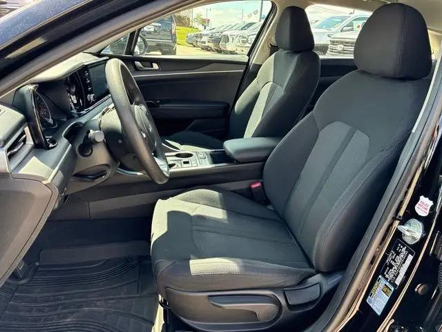 2023 Kia K5 LXS