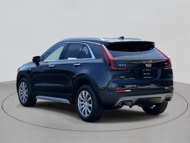 2023 Cadillac XT4 AWD Premium Luxury