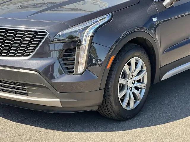 2023 Cadillac XT4 AWD Premium Luxury