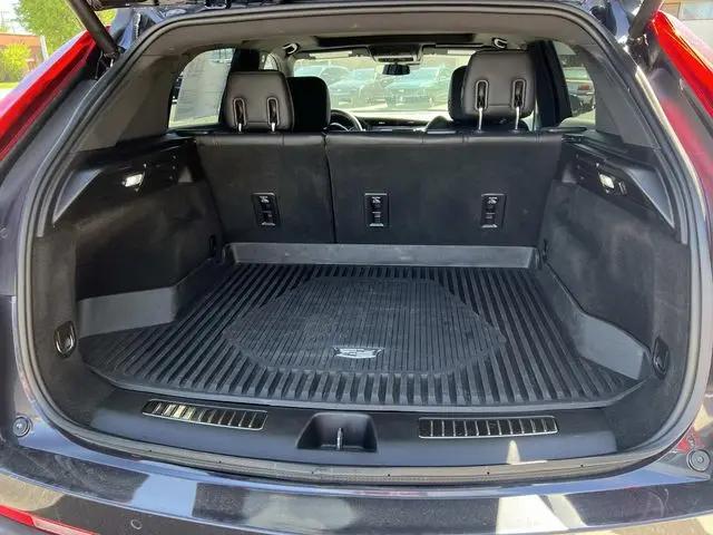 2023 Cadillac XT4 AWD Premium Luxury