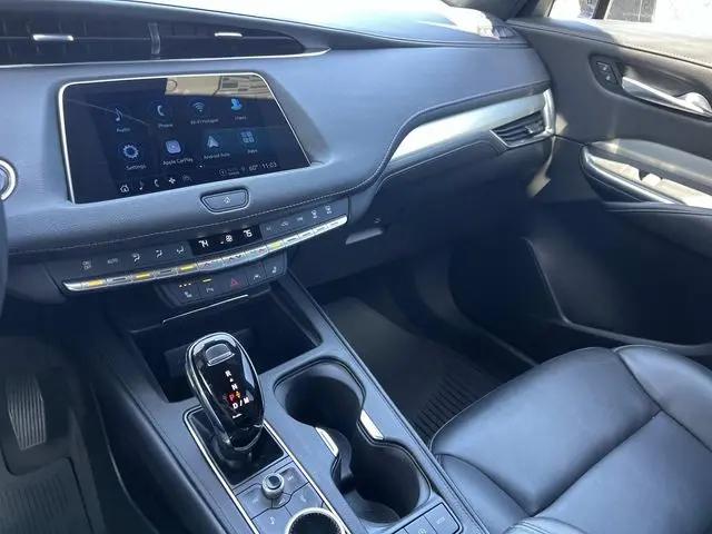 2023 Cadillac XT4 AWD Premium Luxury