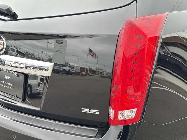 2023 Cadillac XT4 AWD Premium Luxury