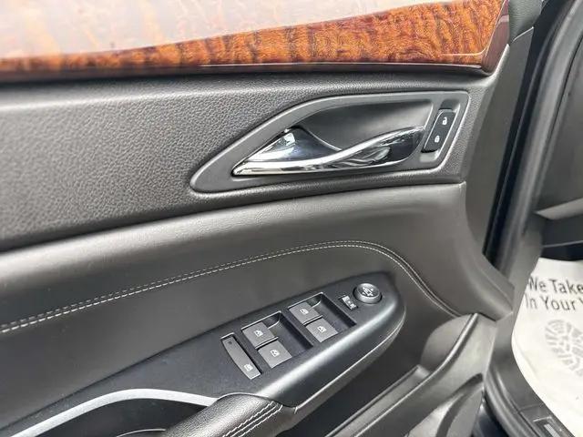 2023 Cadillac XT4 AWD Premium Luxury