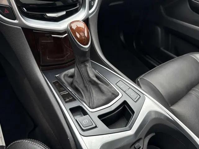 2023 Cadillac XT4 AWD Premium Luxury
