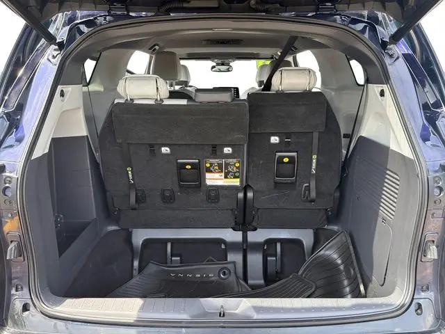 2021 Toyota Sienna XSE