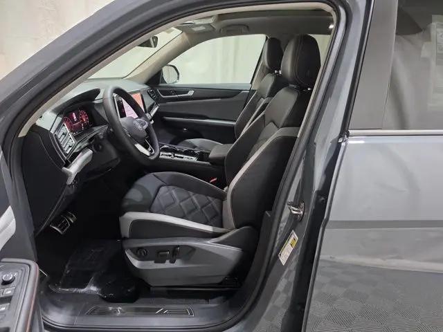 2026 Volkswagen Atlas Peak Edition