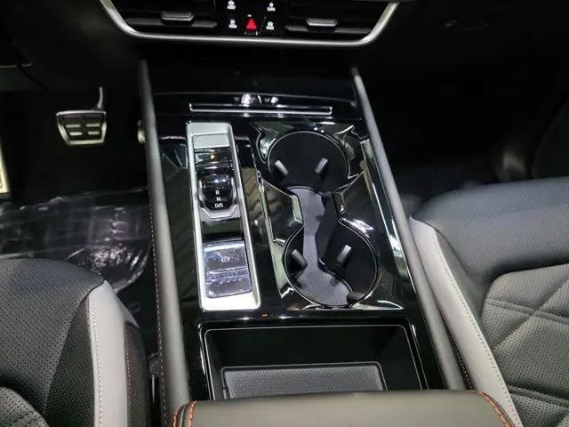 2026 Volkswagen Atlas Peak Edition