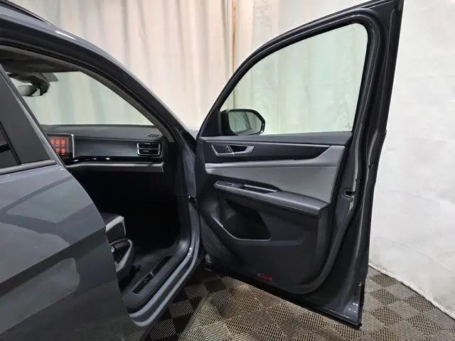 2026 Volkswagen Atlas Peak Edition