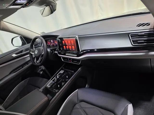 2026 Volkswagen Atlas Peak Edition