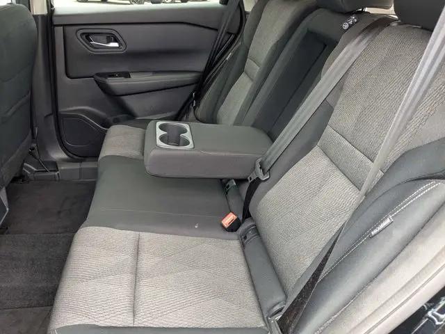 2025 Nissan Rogue SV FWD