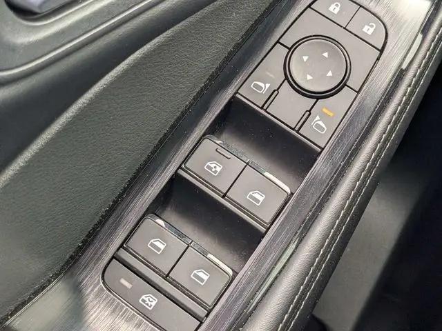 2025 Nissan Rogue SV FWD