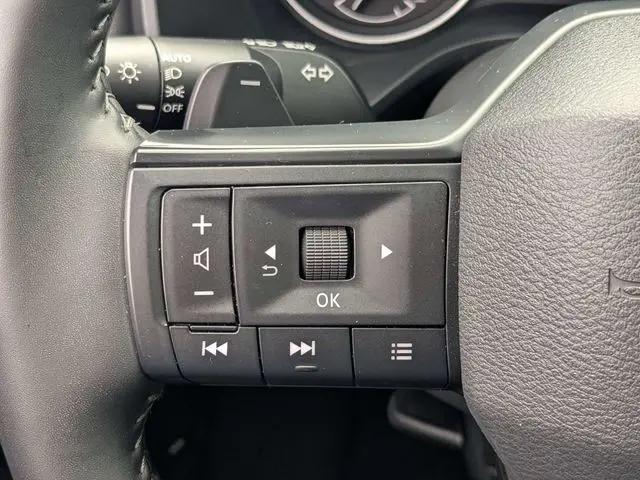 2025 Nissan Rogue SV FWD