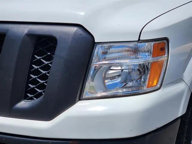2017 Nissan 2500 SV V8
